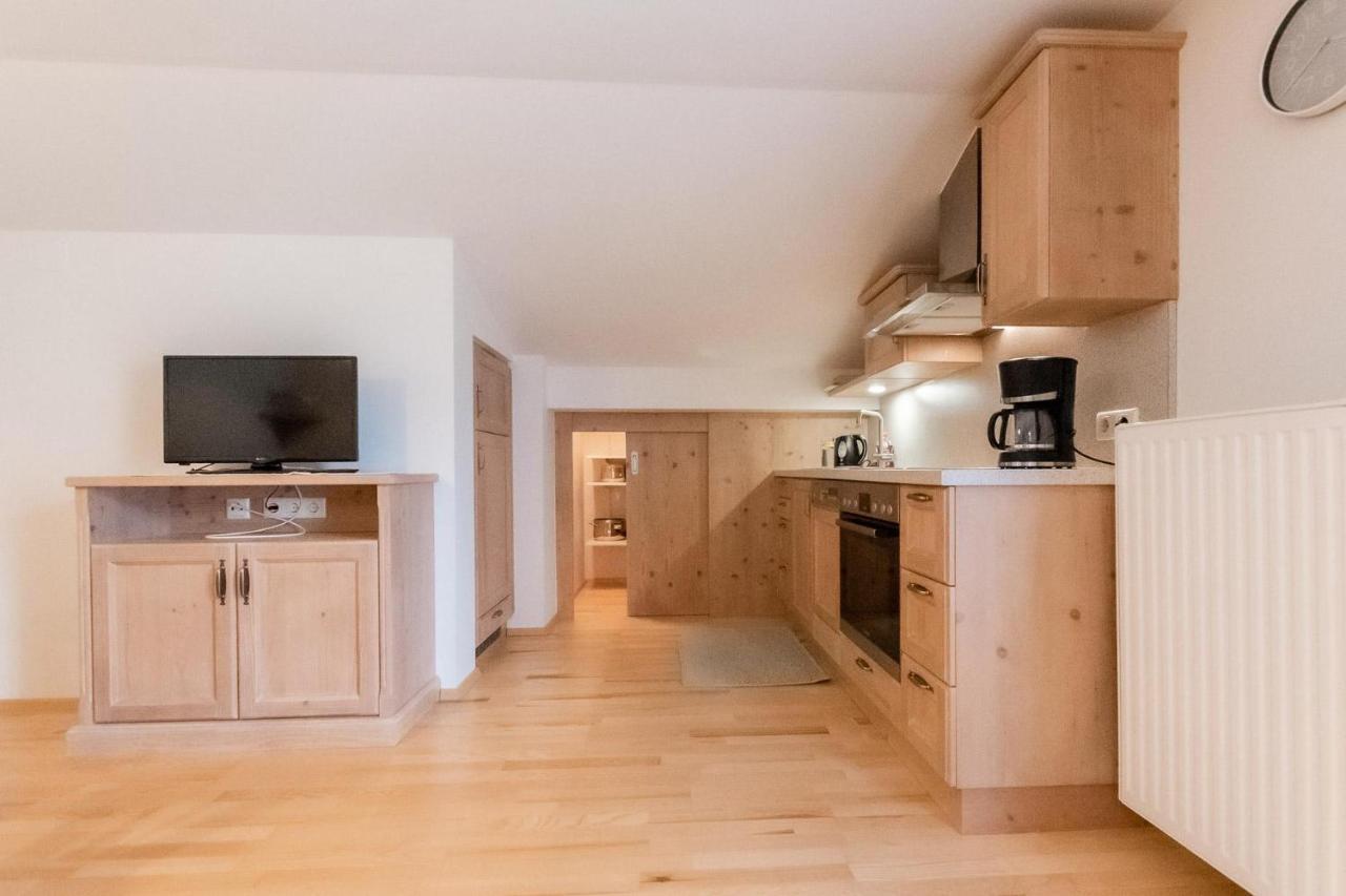 Ferienwohnung Hartlgut باد هوفغاستين المظهر الخارجي الصورة